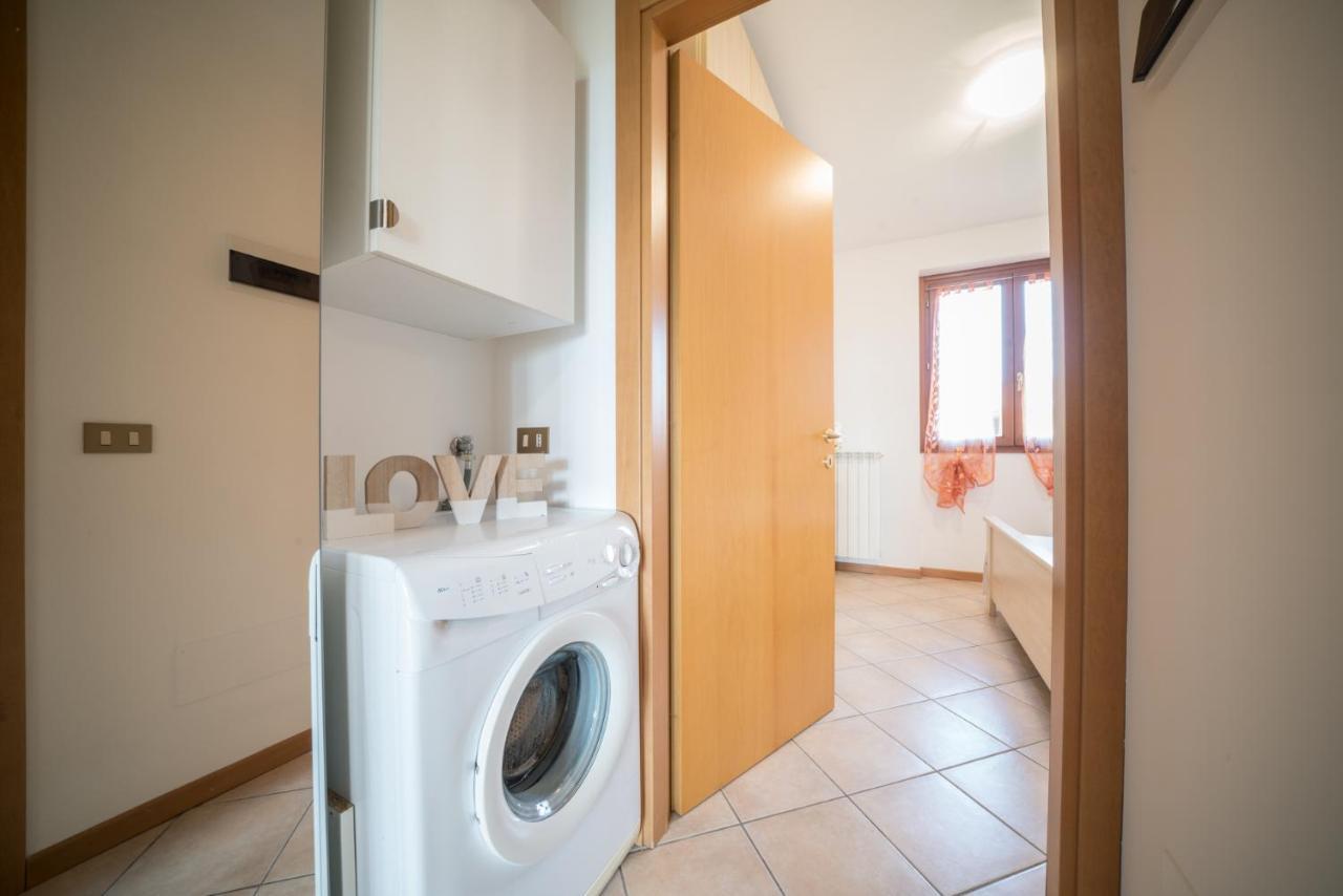 Gardappartamenti Cascinale Pool Desenzano del Garda Eksteriør billede